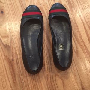 Gucci flat shoes